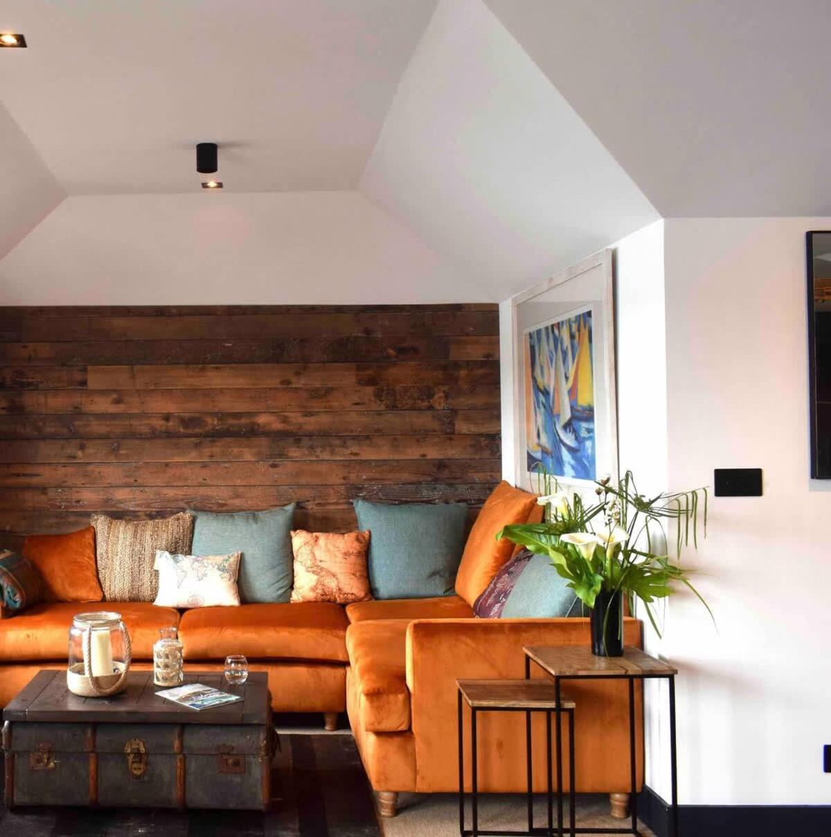 Stunning Waterfront Apartment With Spectacular Views & Parking At 'Captains Loft' Falmouth Eksteriør bilde